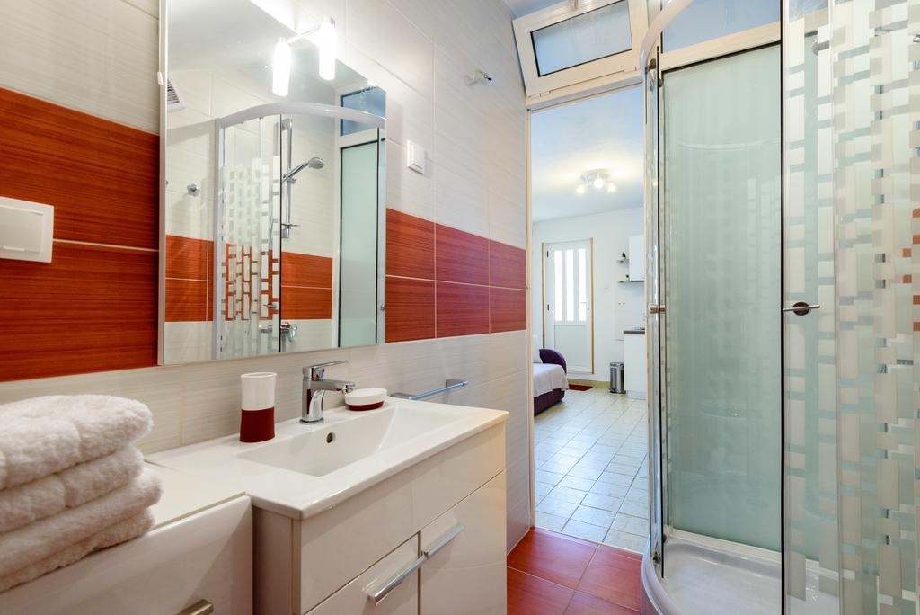 Apartment Mira Τρογκίρ Εξωτερικό φωτογραφία