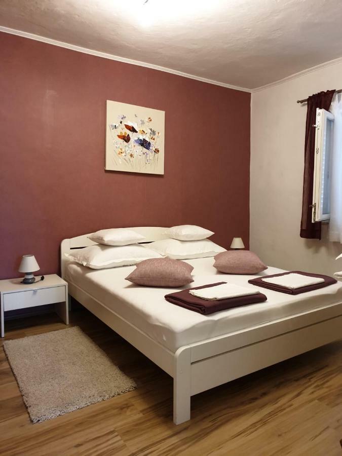 Apartment Mira Τρογκίρ Εξωτερικό φωτογραφία